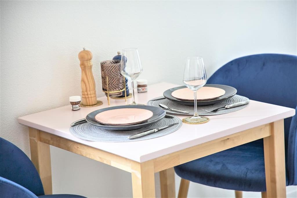 Le Glamour *Studio *Parking Prive* *Wifi*Calme* 루르드 외부 사진